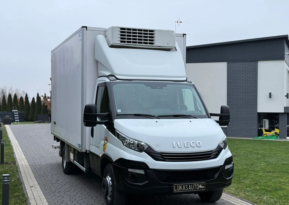 Iveco DAILY 70C21 THERMO KING V-50 - Lastebil med kjøl: bilde 3 Iveco DAILY 70C21 THERMO KING V-50 - Lastebil med kjøl: bilde 3