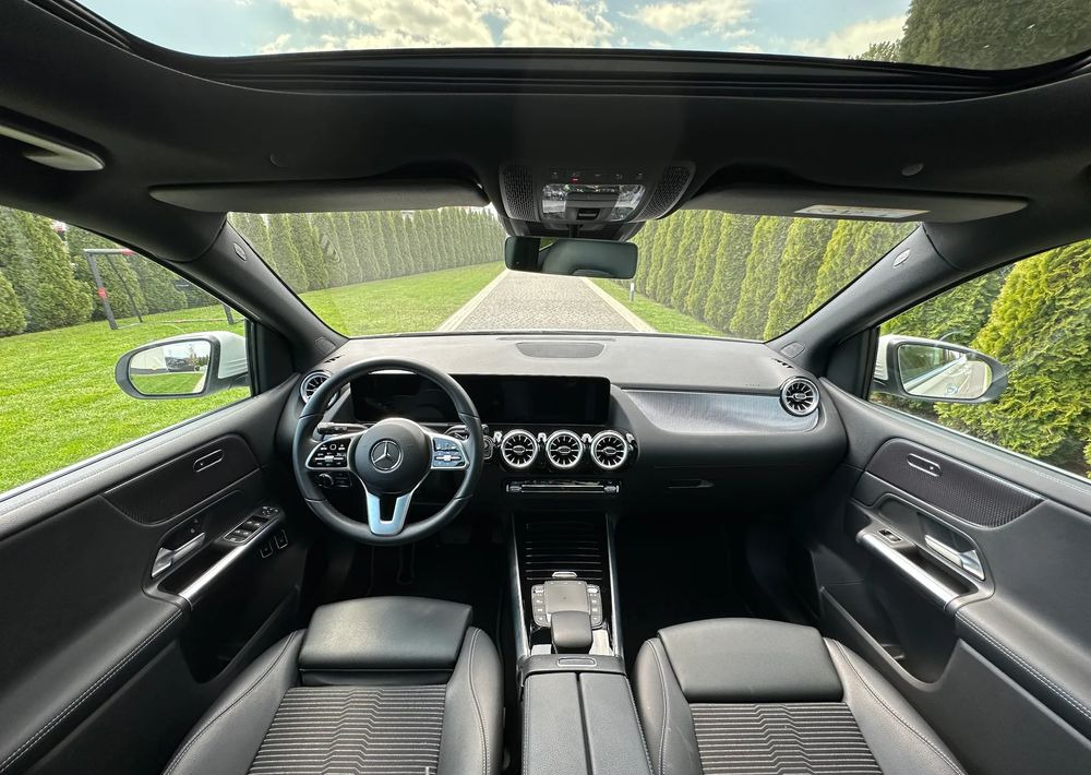 Sedan Mercedes-Benz Klasa B: bilde 9