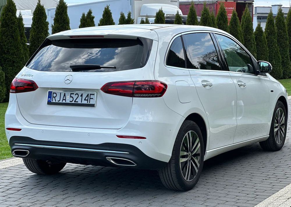 Sedan Mercedes-Benz Klasa B: bilde 8