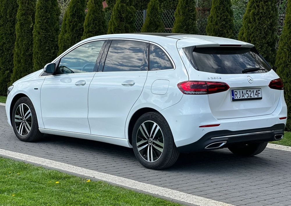 Mercedes-Benz Klasa B - Sedan: bilde 5 Mercedes-Benz Klasa B - Sedan: bilde 5