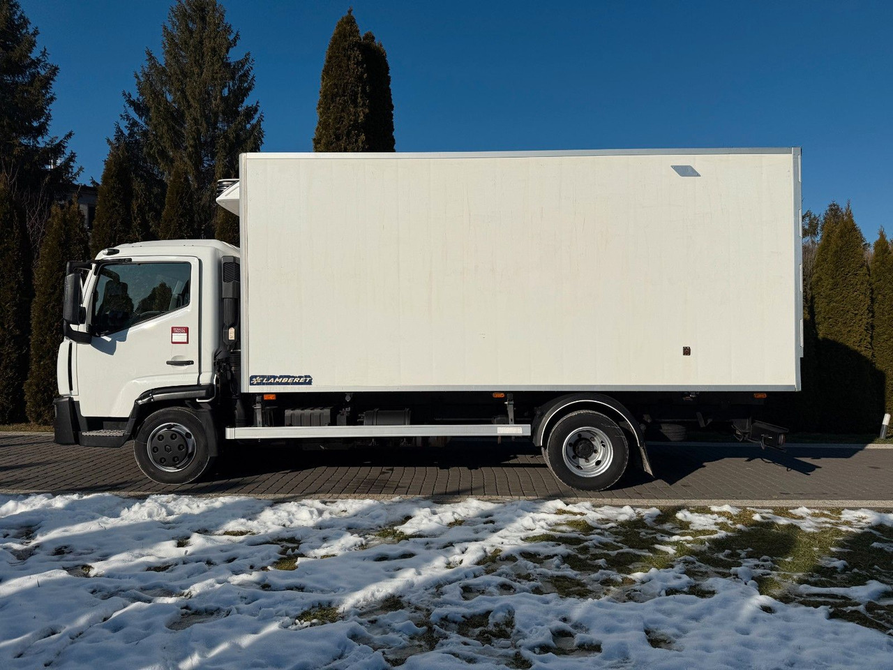 Renault D7.5 MANUAL LAMBERET CARRIER XARIOS 350 - Lastebil med kjøl: bilde 4 Renault D7.5 MANUAL LAMBERET CARRIER XARIOS 350 - Lastebil med kjøl: bilde 4