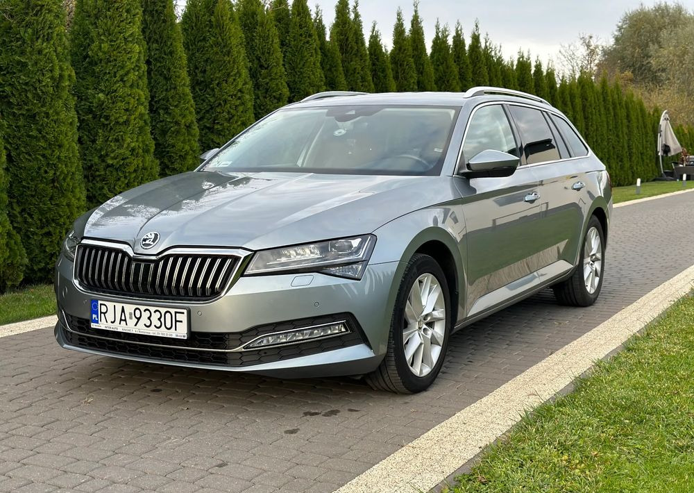 Skoda Superb 2.0 TDI SCR Style DSG - Stasjonsvogn: bilde 1 Skoda Superb 2.0 TDI SCR Style DSG - Stasjonsvogn: bilde 1