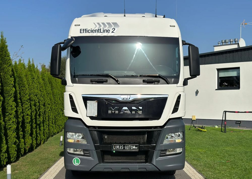 MAN TGX 18.440 HYDRAULIKA - Trekkvogn: bilde 2 MAN TGX 18.440 HYDRAULIKA - Trekkvogn: bilde 2