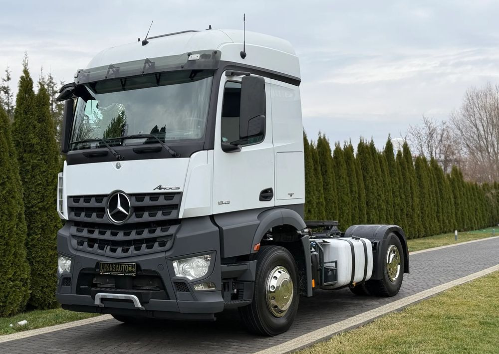 Mercedes-Benz AROCS 1843 HYDRAULIKA - Trekkvogn: bilde 1 Mercedes-Benz AROCS 1843 HYDRAULIKA - Trekkvogn: bilde 1
