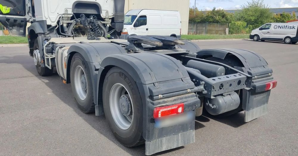 Mercedes-Benz AROCS 3353 6X4 68 TON - Trekkvogn: bilde 5 Mercedes-Benz AROCS 3353 6X4 68 TON - Trekkvogn: bilde 5