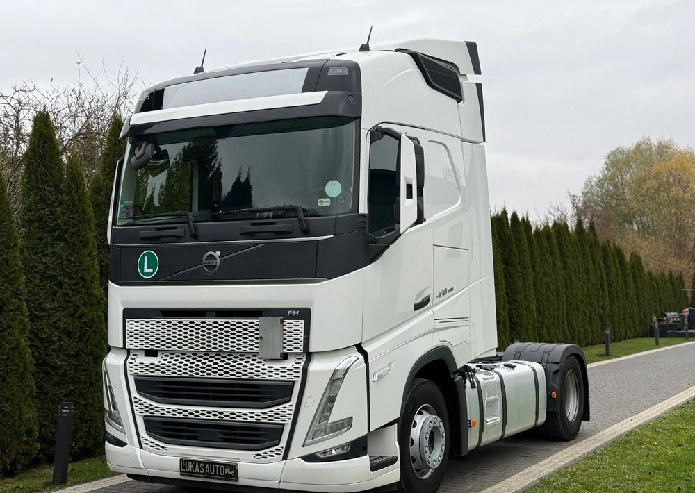 Volvo FH 460 AUTOMAT PARK COOL DWA ZBIORNIKI - Trekkvogn: bilde 3 Volvo FH 460 AUTOMAT PARK COOL DWA ZBIORNIKI - Trekkvogn: bilde 3