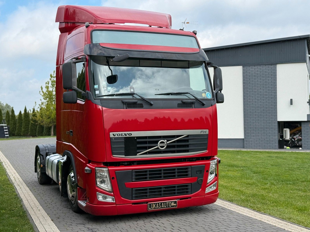 Volvo FH 500 LOW DECK LOW KMS - Trekkvogn: bilde 4 Volvo FH 500 LOW DECK LOW KMS - Trekkvogn: bilde 4