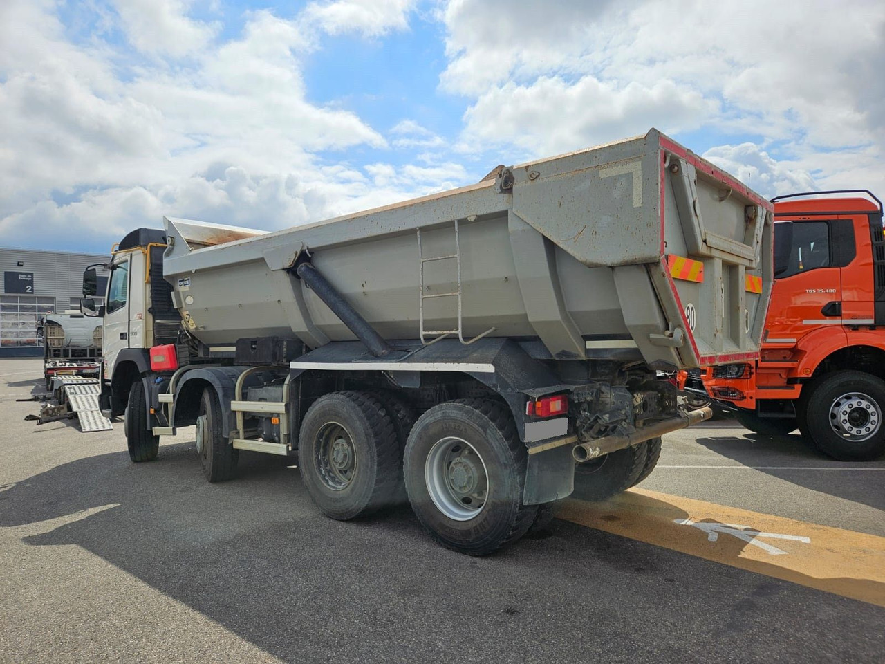 Volvo FMX 500 RETARDER - Tippbil: bilde 3 Volvo FMX 500 RETARDER - Tippbil: bilde 3