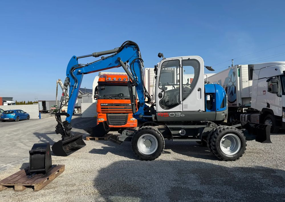 Wacker Neuson 9503-2 TRZY ŁYŻKI - Hjulgraver: bilde 4 Wacker Neuson 9503-2 TRZY ŁYŻKI - Hjulgraver: bilde 4