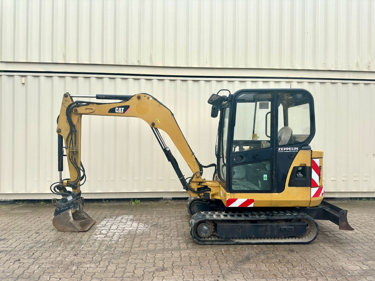CAT 302.5C / OilQuick OQ40 / Deutsche Maschine - Minigraver: bilde 1 CAT 302.5C / OilQuick OQ40 / Deutsche Maschine - Minigraver: bilde 1