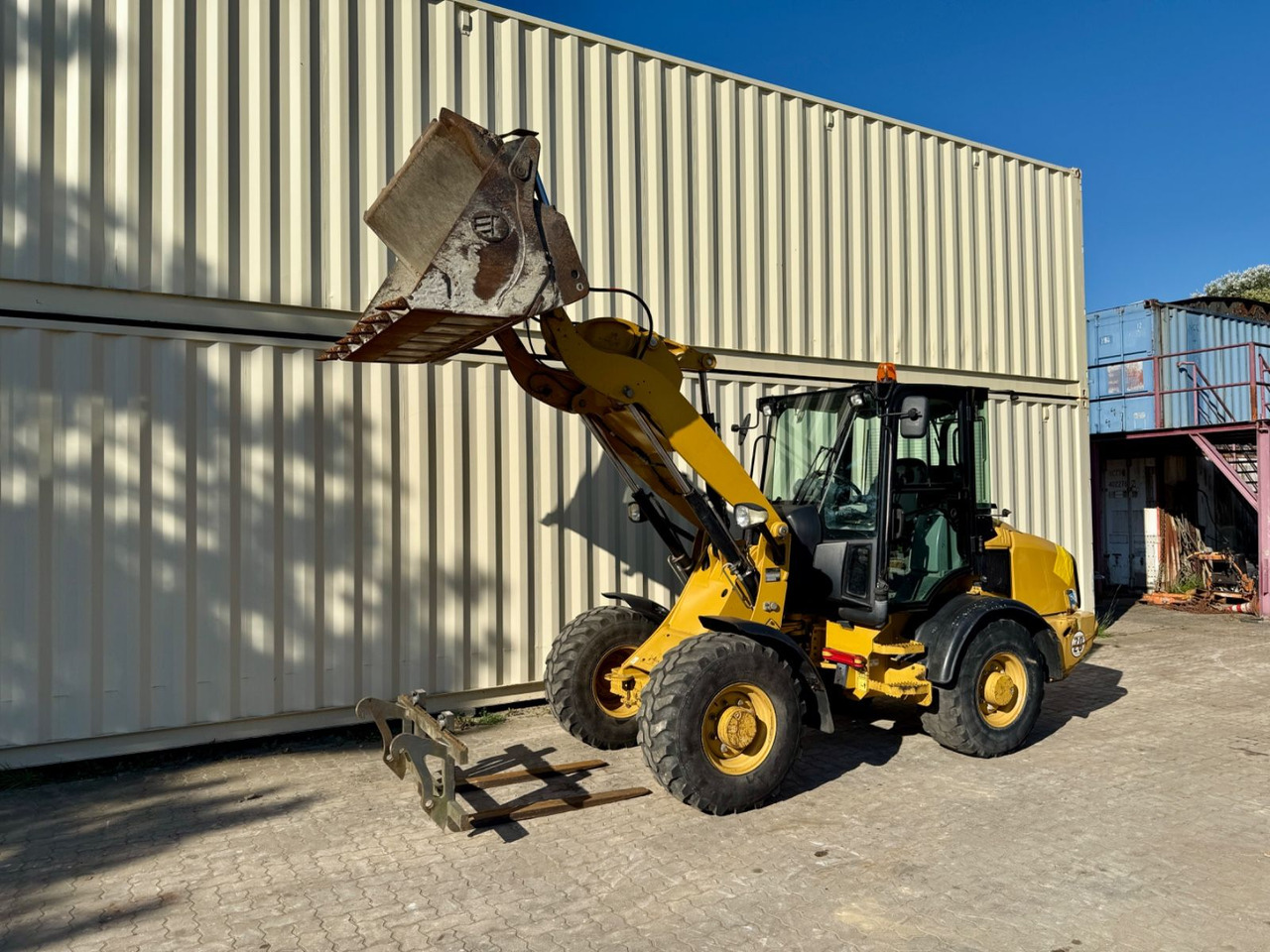 CAT 907H2 / 2014 BJ / 6.390 H / Schaufel + Gabel - Hjullaster: bilde 3 CAT 907H2 / 2014 BJ / 6.390 H / Schaufel + Gabel - Hjullaster: bilde 3