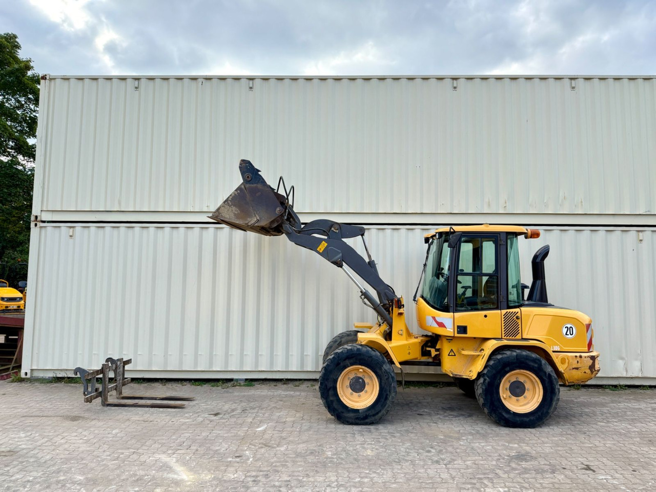 Volvo L30G / 2014 BJ / Klappschaufel + Gabel - Hjullaster: bilde 3 Volvo L30G / 2014 BJ / Klappschaufel + Gabel - Hjullaster: bilde 3