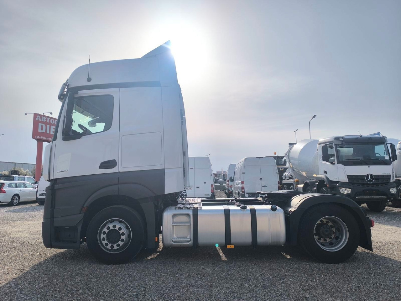 Mercedes-Benz Actros 1845 - Trekkvogn: bilde 4 Mercedes-Benz Actros 1845 - Trekkvogn: bilde 4