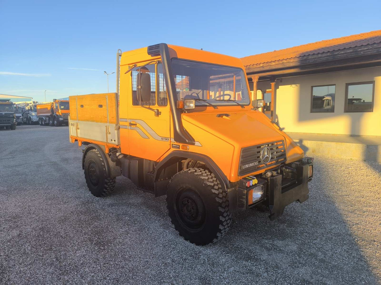 UNIMOG U90 - Tippbil: bilde 1 UNIMOG U90 - Tippbil: bilde 1