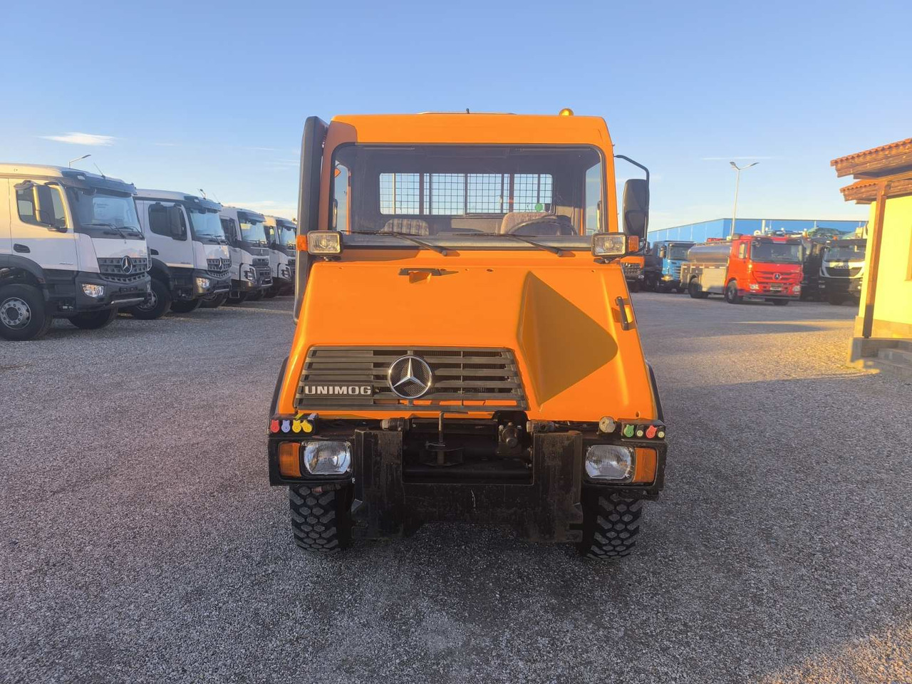 UNIMOG U90 - Tippbil: bilde 2 UNIMOG U90 - Tippbil: bilde 2