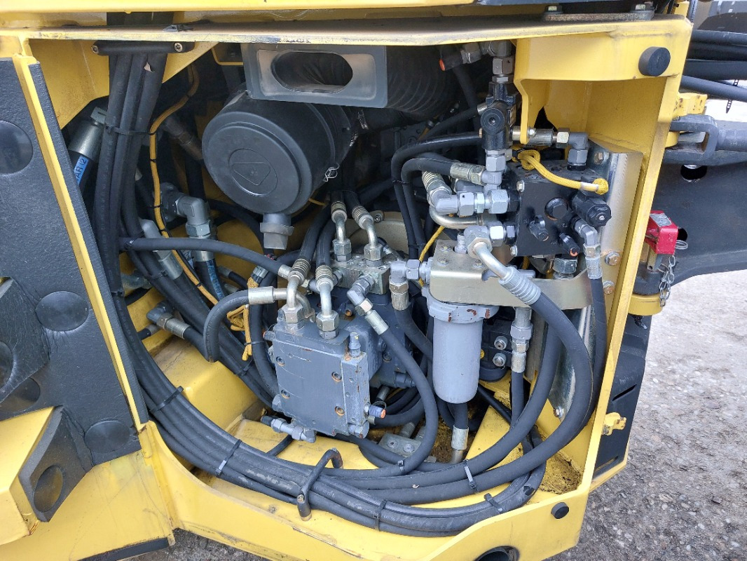 BOMAG DE BW 151 AD-4 AM Tier 3 - Vals: bilde 5 BOMAG DE BW 151 AD-4 AM Tier 3 - Vals: bilde 5