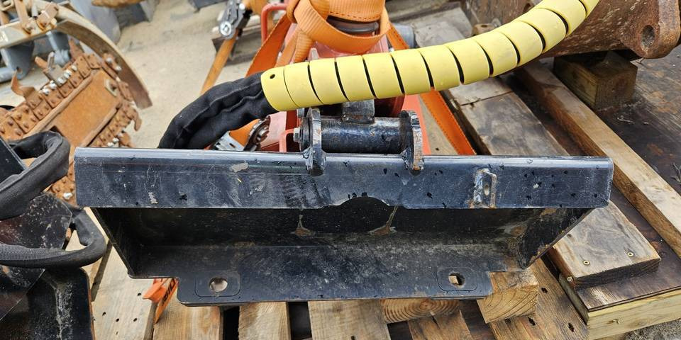 Ditch Witch MT9 MicroTrench piła pod światłowód do cięcia asfaltu/betonu - Betongutstyr: bilde 5 Ditch Witch MT9 MicroTrench piła pod światłowód do cięcia asfaltu/betonu - Betongutstyr: bilde 5