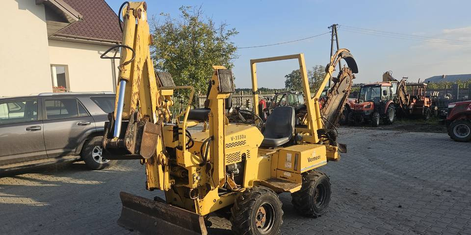 Koparka łańcuchowa Vermeer V3550 przesuw ramie kopiące pług - Grøftegraver: bilde 2 Koparka łańcuchowa Vermeer V3550 przesuw ramie kopiące pług - Grøftegraver: bilde 2