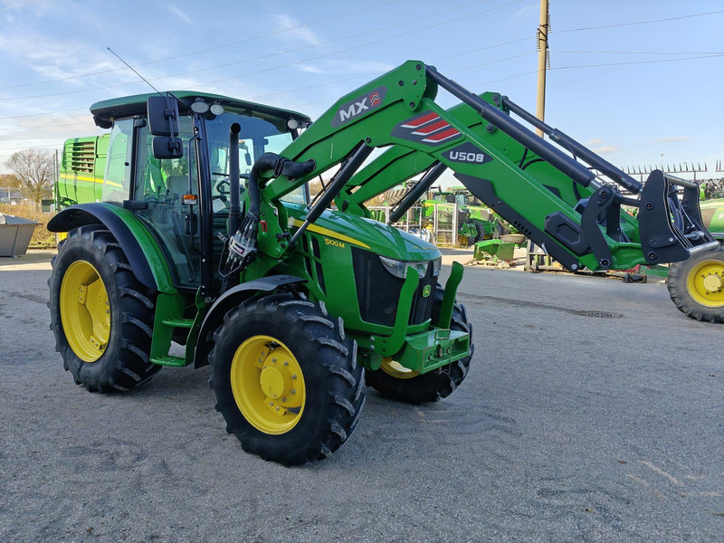 John Deere 5100M - Traktor: bilde 1 John Deere 5100M - Traktor: bilde 1