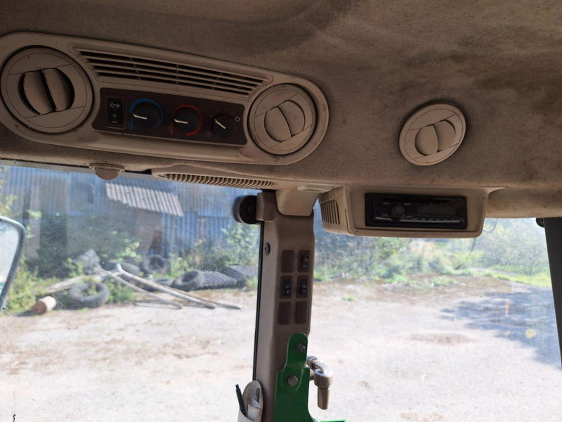 Traktor John Deere 5720: bilde 11 Traktor John Deere 5720: bilde 11