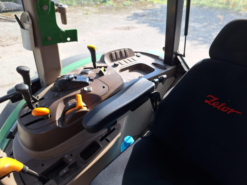 Traktor John Deere 5720: bilde 12 Traktor John Deere 5720: bilde 12