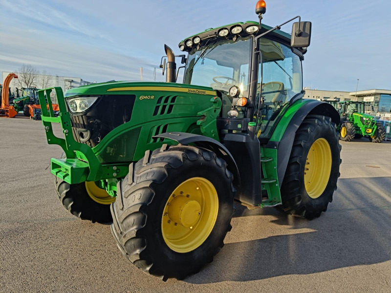 John Deere 6140R - Traktor: bilde 3 John Deere 6140R - Traktor: bilde 3