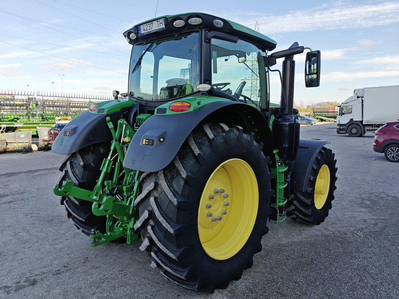 John Deere 6215R Autopowr - Traktor: bilde 3 John Deere 6215R Autopowr - Traktor: bilde 3