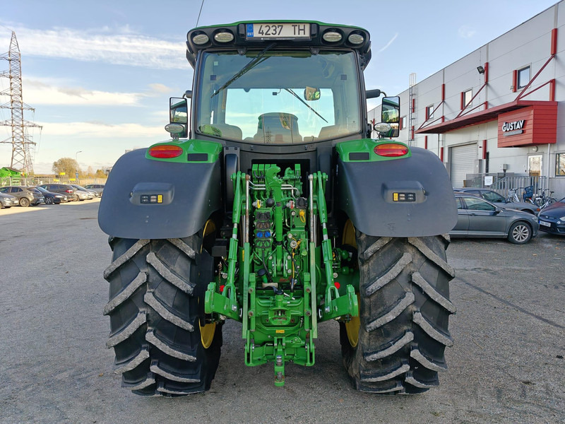 John Deere 6215R Autopowr - Traktor: bilde 4 John Deere 6215R Autopowr - Traktor: bilde 4