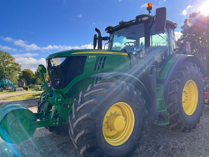 John Deere 6215R Autopowr - Traktor: bilde 3 John Deere 6215R Autopowr - Traktor: bilde 3