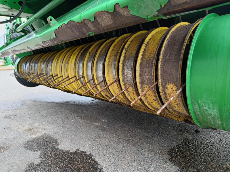 Rundballepresse John Deere 623N: bilde 14