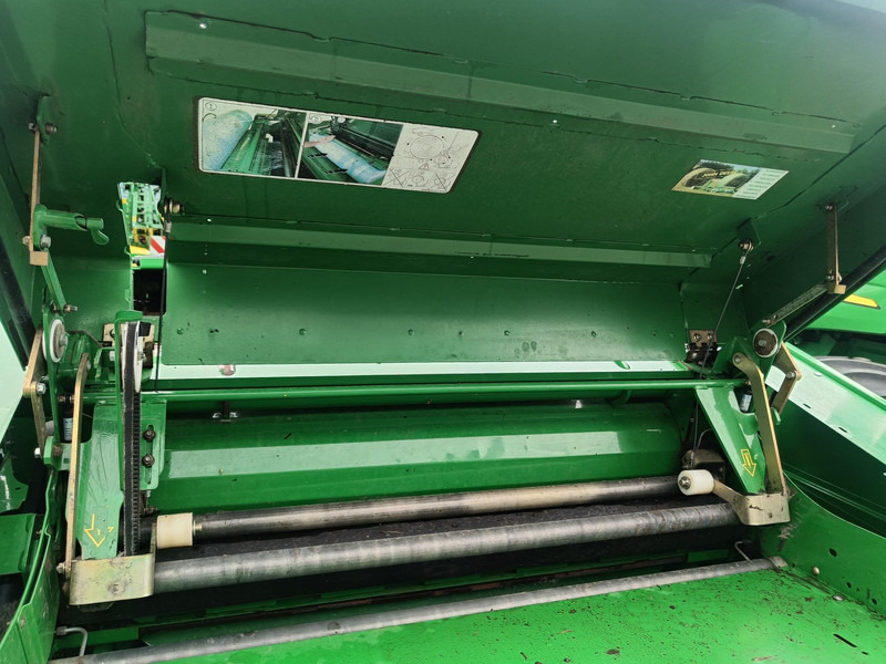 Rundballepresse John Deere 623N: bilde 13
