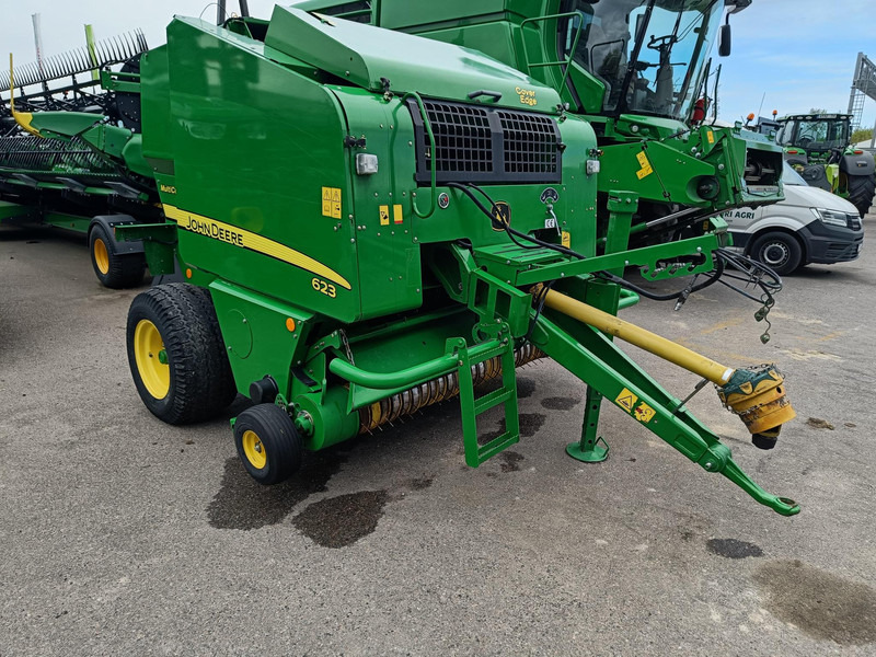 Rundballepresse John Deere 623N: bilde 6