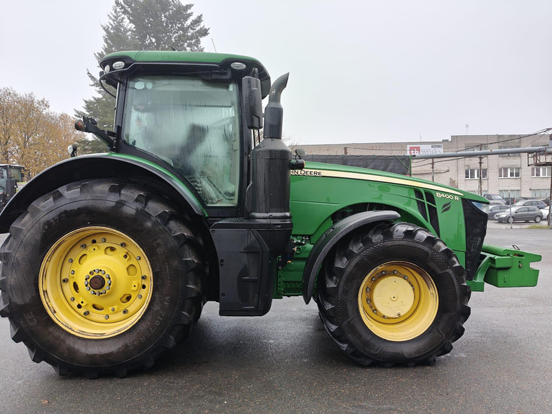 John Deere 8400R - Traktor: bilde 2 John Deere 8400R - Traktor: bilde 2