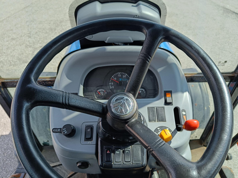 Leie New Holland Boomer 40 New Holland Boomer 40: bilde 11
