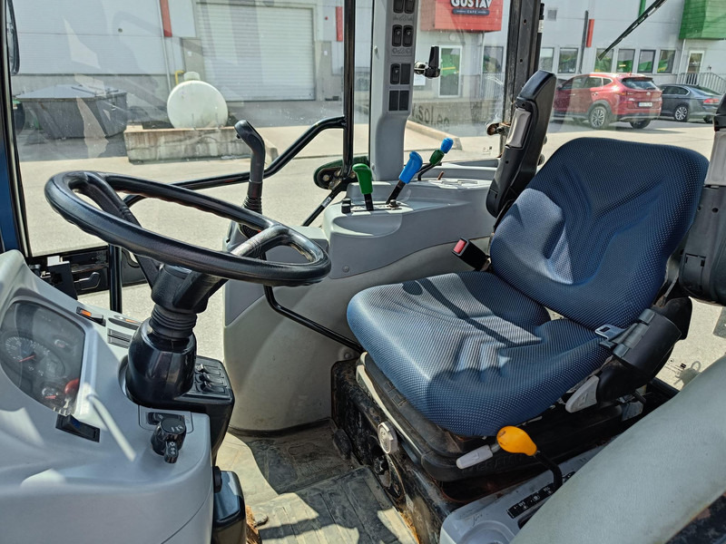 Leie New Holland Boomer 40 New Holland Boomer 40: bilde 9