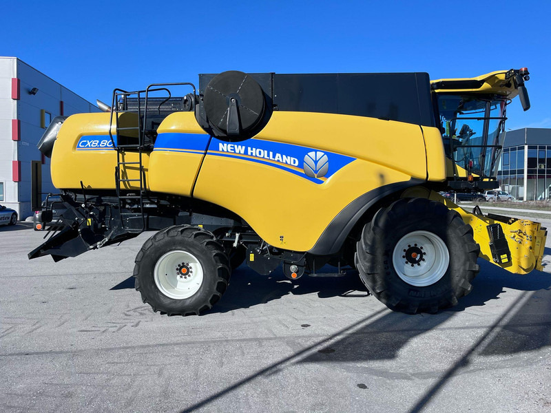 New Holland CX 8.80 - Skurtresker: bilde 2 New Holland CX 8.80 - Skurtresker: bilde 2