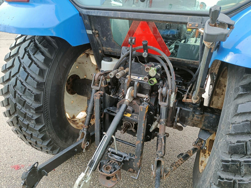 Traktor New Holland T 5050: bilde 10