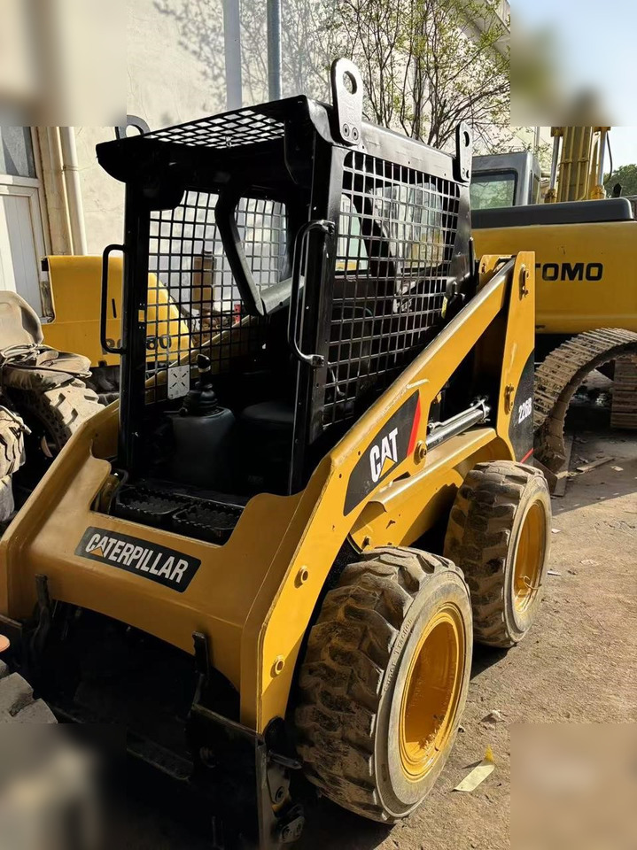 CATERPILLAR 226B - Kompaktlaster: bilde 3 CATERPILLAR 226B - Kompaktlaster: bilde 3