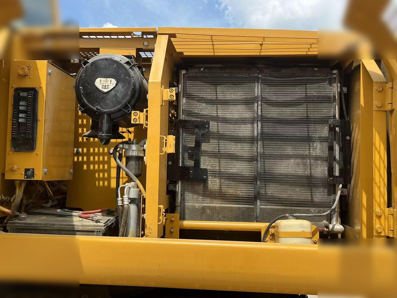 Beltegraver CATERPILLAR 320CL: bilde 9 Beltegraver CATERPILLAR 320CL: bilde 9