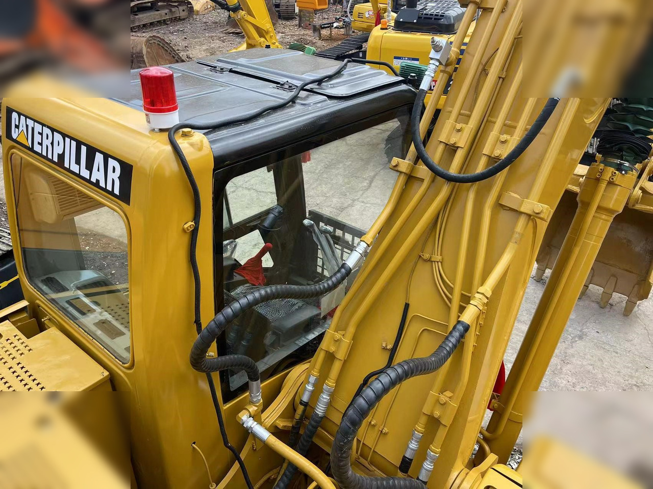 CATERPILLAR 320CL - Beltegraver: bilde 5 CATERPILLAR 320CL - Beltegraver: bilde 5