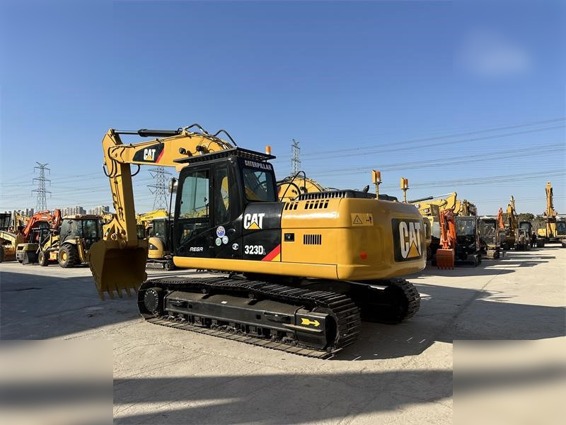 CATERPILLAR 323D - Beltegraver: bilde 3 CATERPILLAR 323D - Beltegraver: bilde 3
