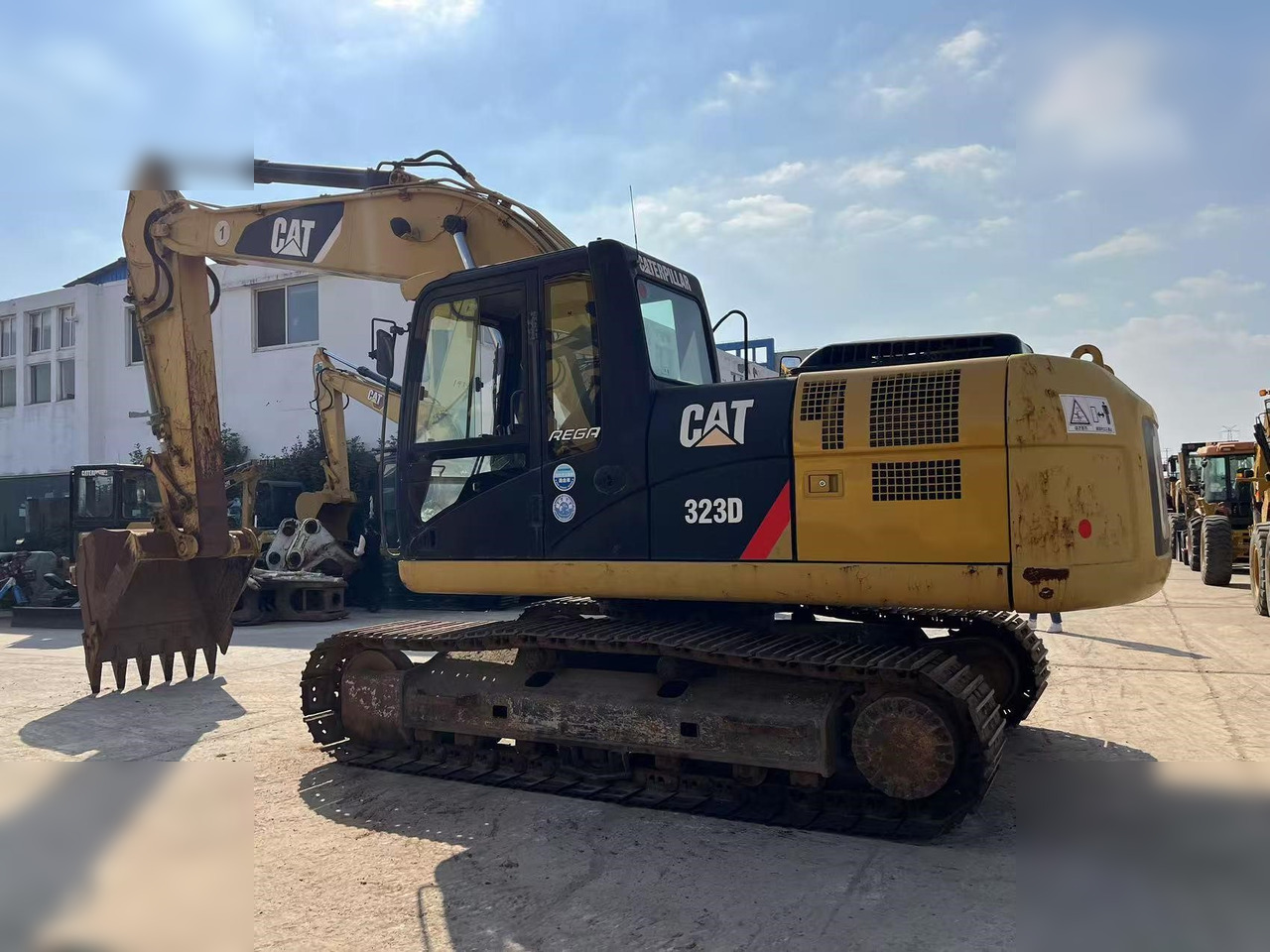 CATERPILLAR 323D - Beltegraver: bilde 4 CATERPILLAR 323D - Beltegraver: bilde 4