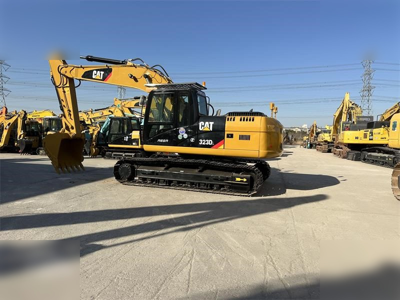 CATERPILLAR 323D - Beltegraver: bilde 1 CATERPILLAR 323D - Beltegraver: bilde 1
