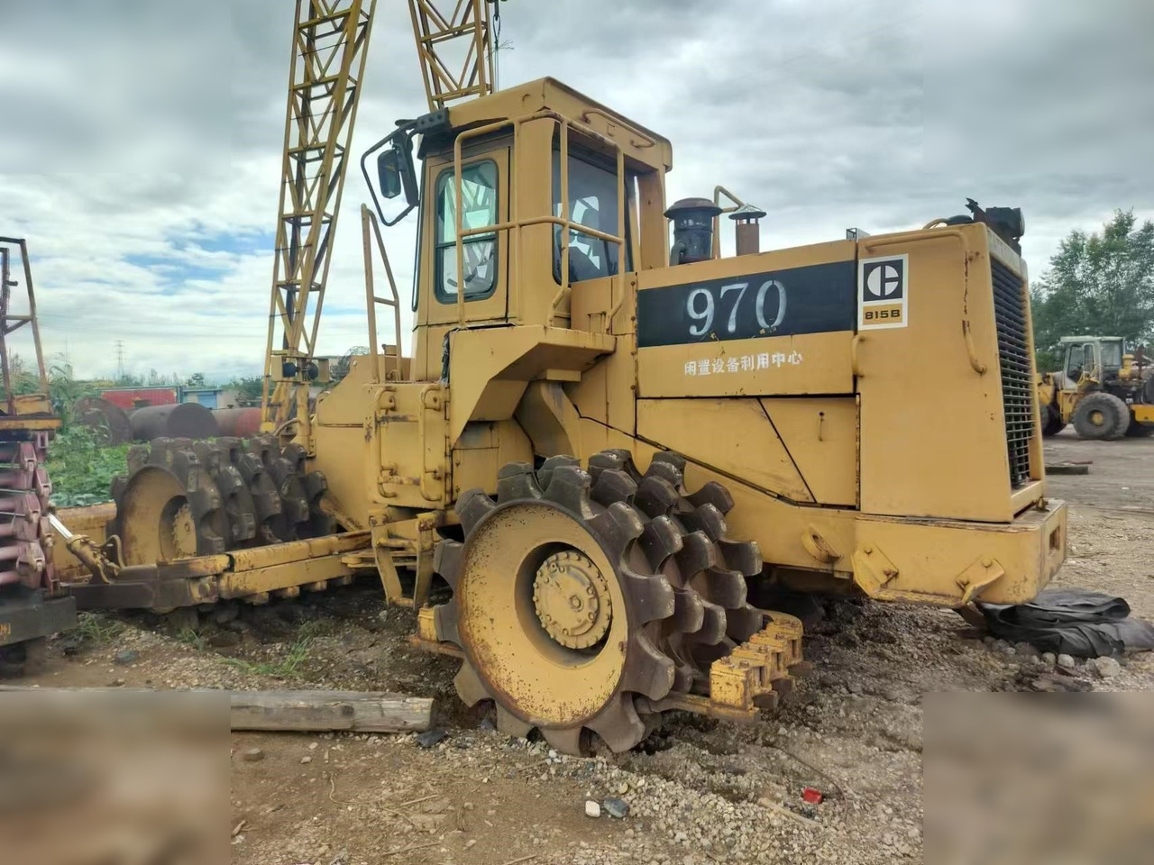 CATERPILLAR 815B - Vegvals: bilde 2 CATERPILLAR 815B - Vegvals: bilde 2