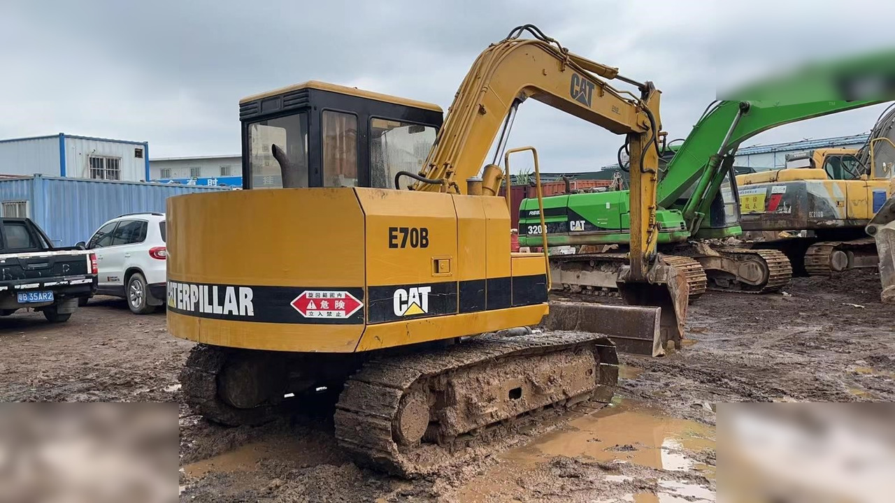 CATERPILLAR E70B - Beltegraver: bilde 3 CATERPILLAR E70B - Beltegraver: bilde 3
