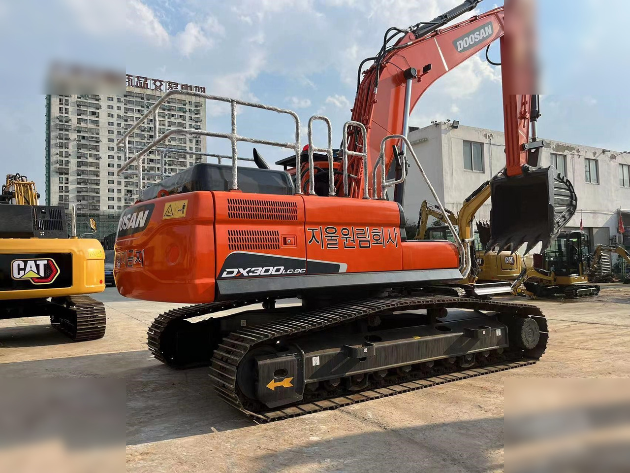 DOOSAN DX300 LC-9C - Beltegraver: bilde 4 DOOSAN DX300 LC-9C - Beltegraver: bilde 4