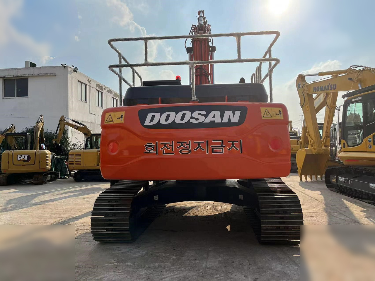 DOOSAN DX300 LC-9C - Beltegraver: bilde 2 DOOSAN DX300 LC-9C - Beltegraver: bilde 2