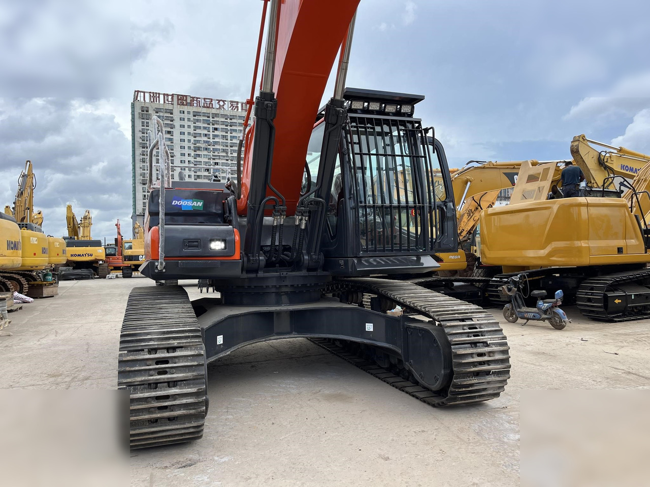 DOOSAN DX340 LCA - Beltegraver: bilde 2 DOOSAN DX340 LCA - Beltegraver: bilde 2