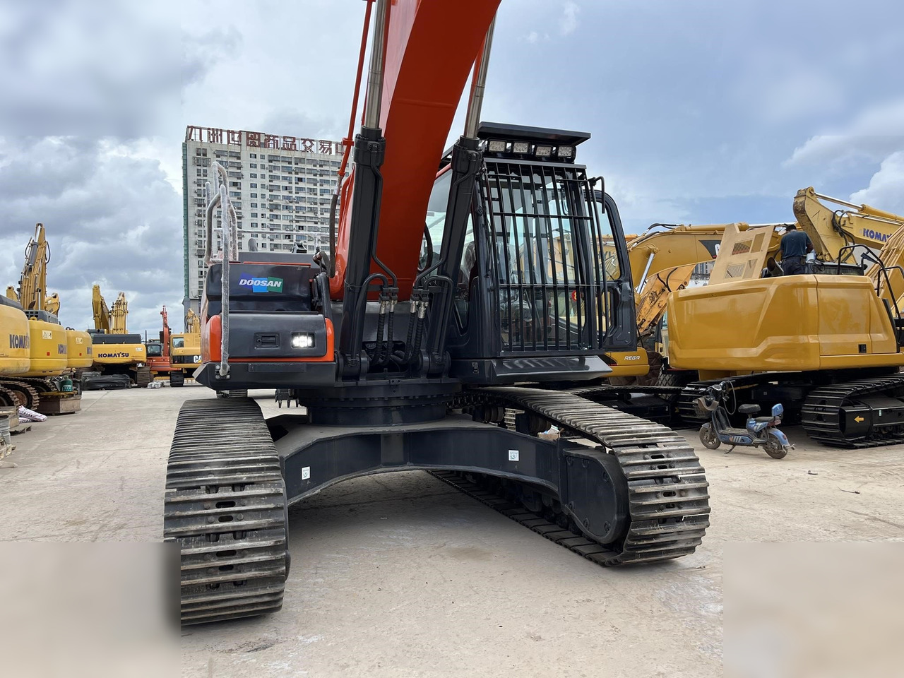 DOOSAN DX340 LCA - Beltegraver: bilde 2 DOOSAN DX340 LCA - Beltegraver: bilde 2