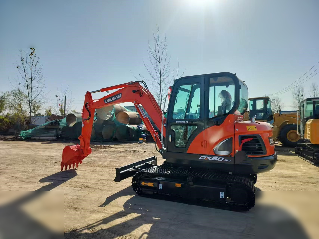 DOOSAN DX60-9C - Beltegraver: bilde 1 DOOSAN DX60-9C - Beltegraver: bilde 1